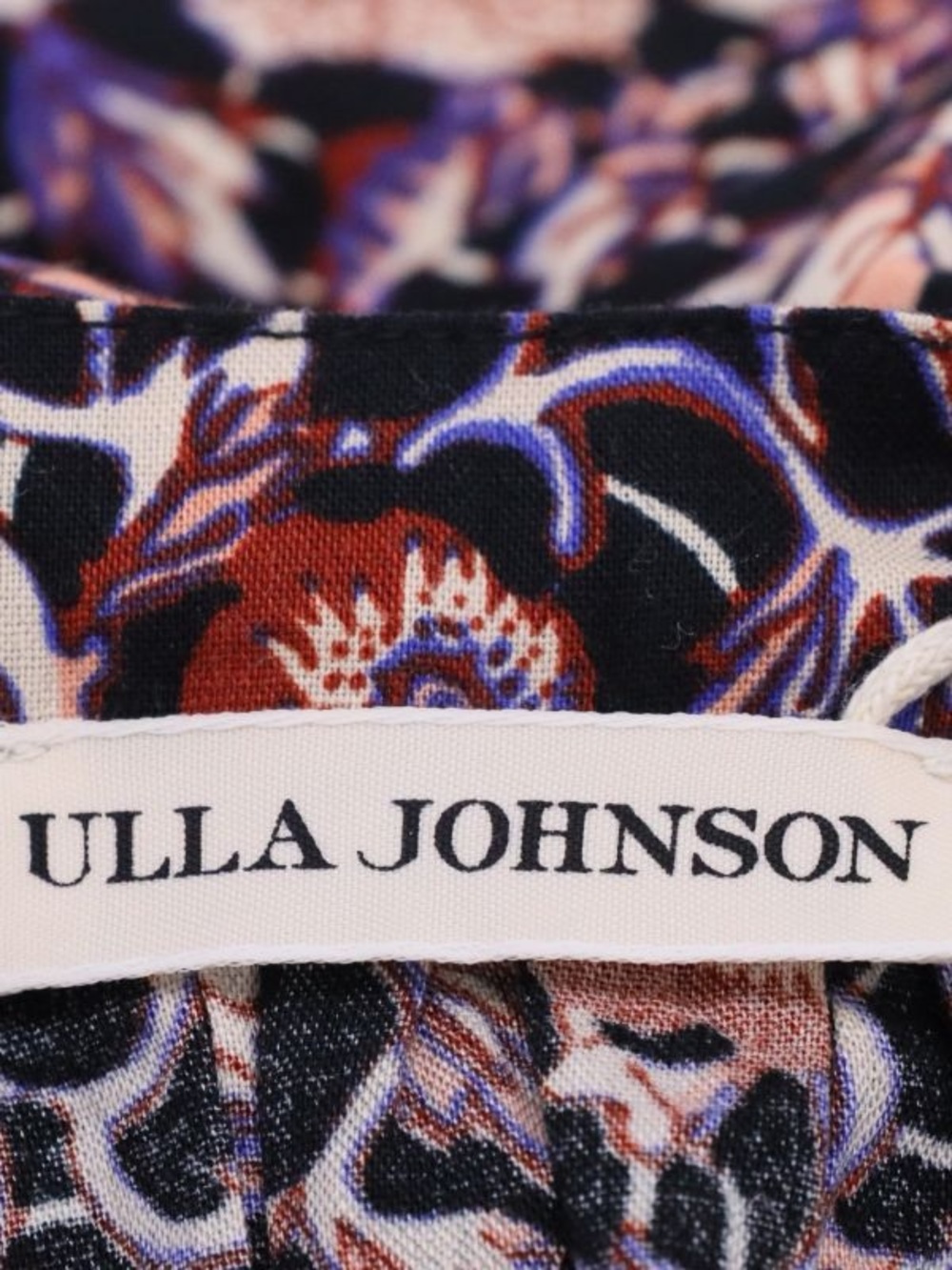 Ulla Johnson
puff-sleeve floral-print top - Picture 6 of 6